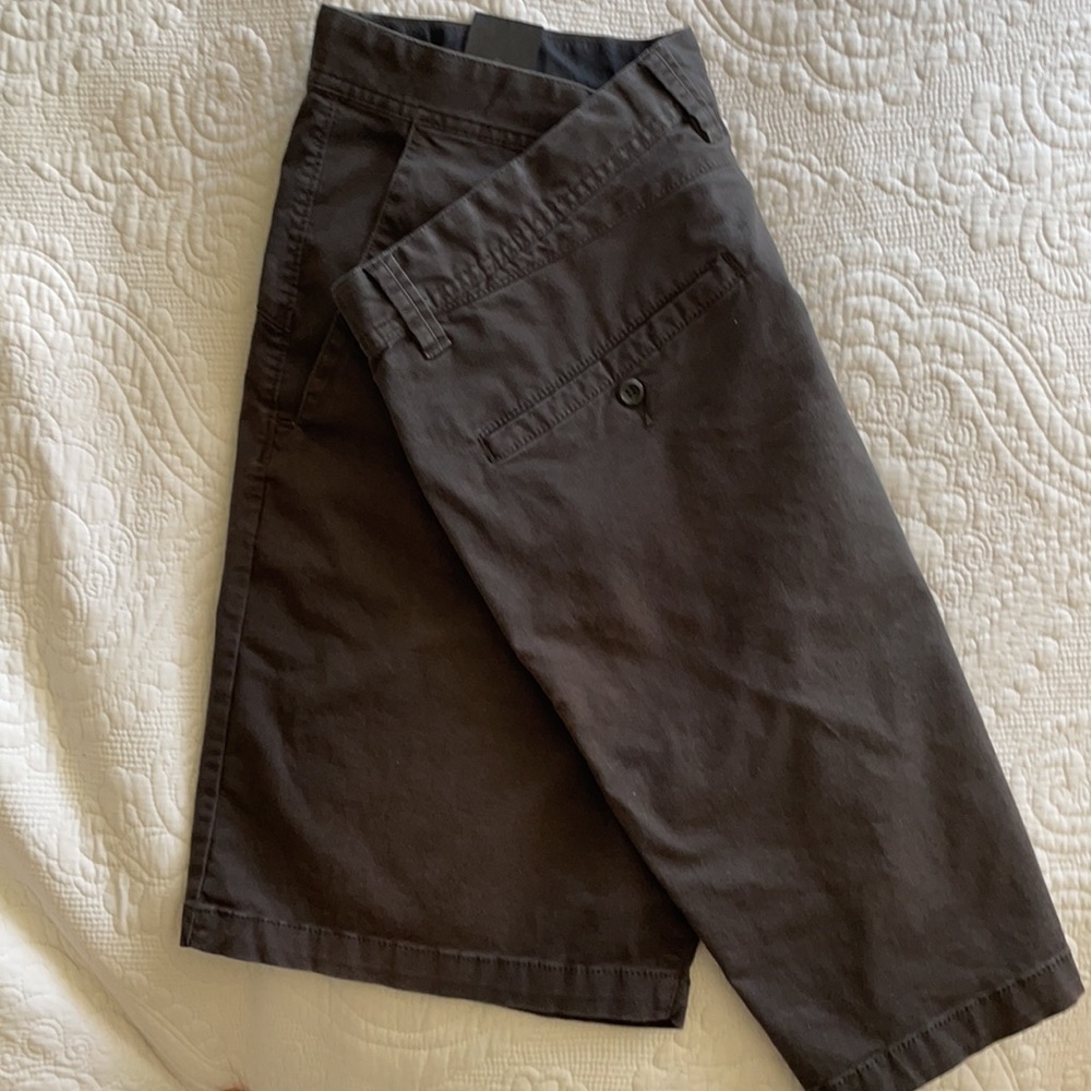 *VOLCOM* EXCELLENT CONDITION Men’s Shorts 38/Brown